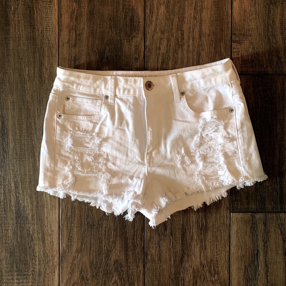 American Eagle White Shorts